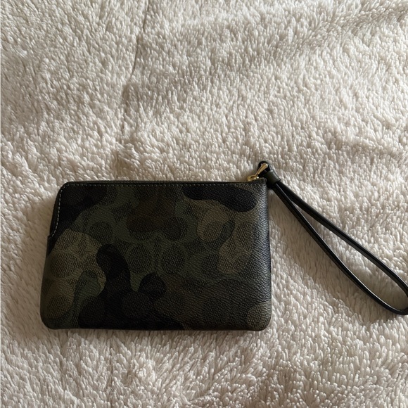 Coach Camouflage Wristlet - Picture 2 of 5